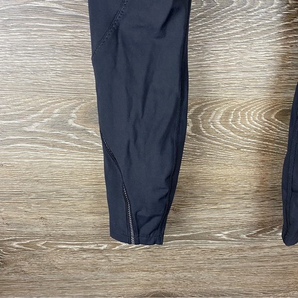 Lululemon reflective leggings high rise EUC Size 6 - Picture 7 of 16